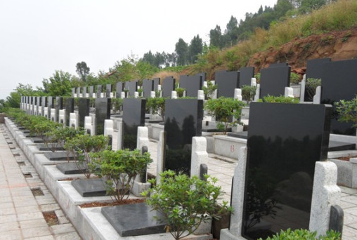 保亭阴宅风水的布置原理是什么？